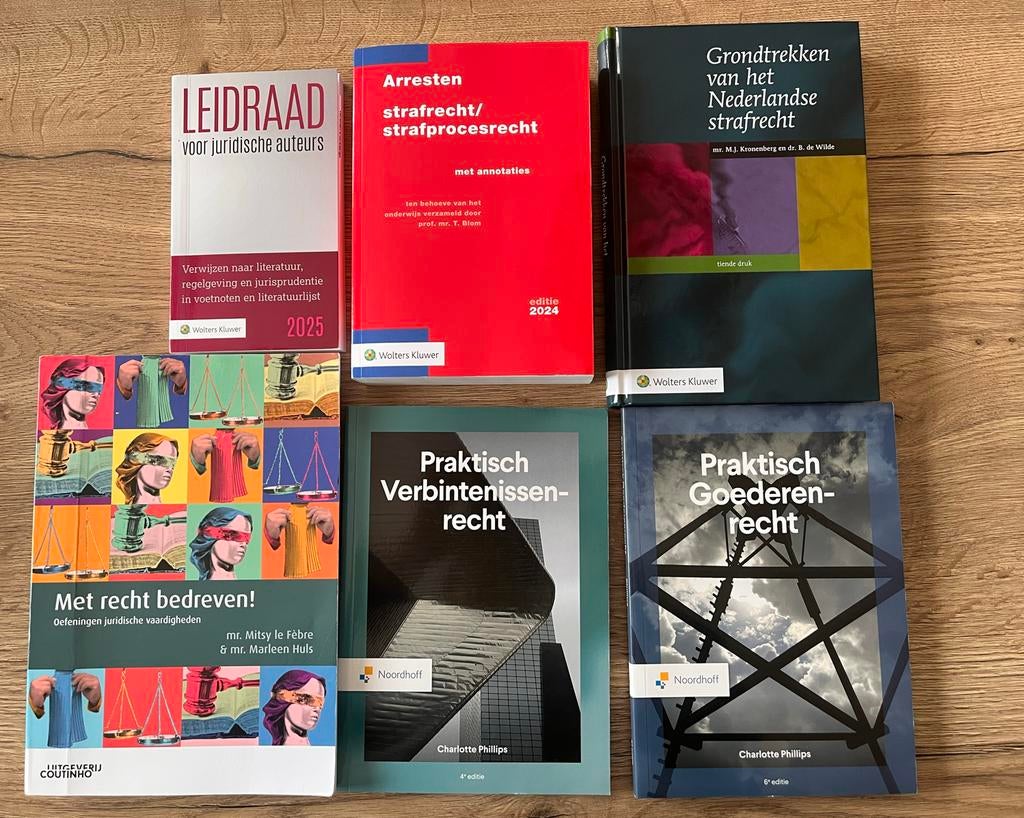 Juridische Boeken: Strafrecht, Verbintenissenrecht, Goederen, Ophalen of Verzenden, Gamma, Zo goed als nieuw, HBO