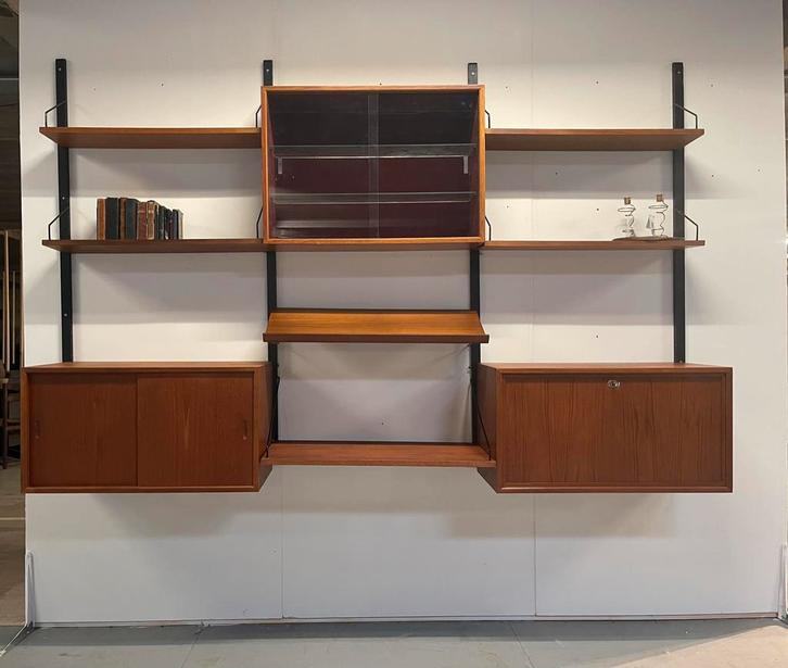 Poul Cadovius by Royal System vintage modulair wandsysteem, Huis en Inrichting, Kasten | Wandmeubels, Gebruikt, 200 tot 250 cm