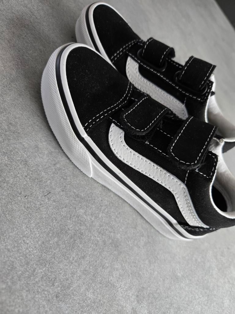 Nieuwe Vans sneakers voor jongens - te klein gekocht, Kinderen en Baby's, Kinderkleding | Schoenen en Sokken, Vans, Schoenen, Nieuw