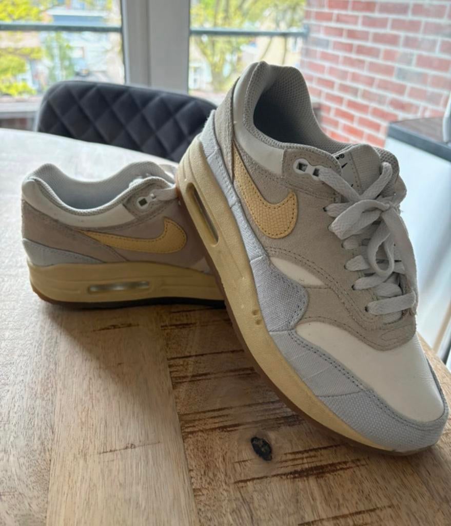 Nike Air Max 1 Crepe Light Bone, Kleding | Dames, Schoenen, Overige kleuren, Ophalen of Verzenden, Sneakers of Gympen, Zo goed als nieuw