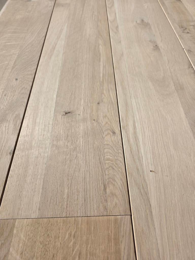 31M2 massieve eikenhouten vloerdelen #VERNIEUWD#, Doe-het-zelf en Verbouw, Vloerdelen en Plavuizen, Gebruikt, Vloerdelen of -planken