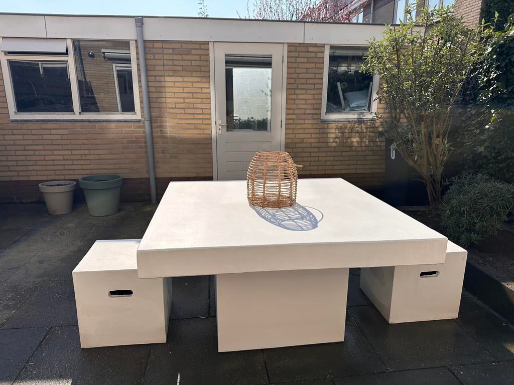 Witte betonnen tuinmeubelset / tuintafel / betonnen tafel, Tuin en Terras, Tuinsets en Loungesets, Ophalen, Overige materialen