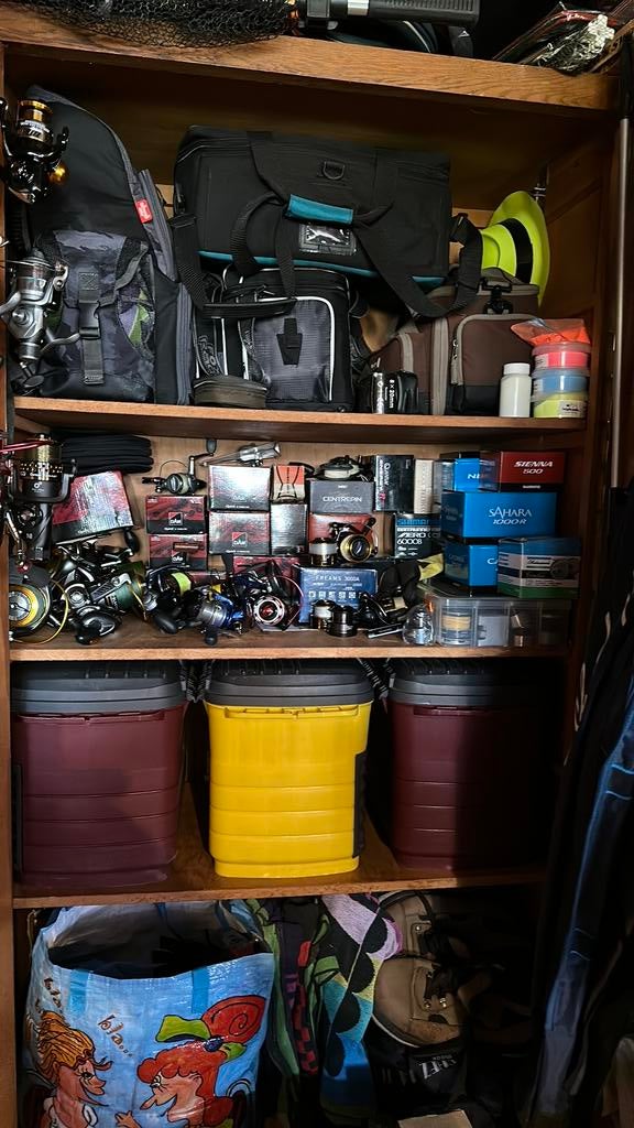 Veel visspullen. Roofvis. Zeevis. Forel. Witvis etc., Watersport en Boten, Ophalen of Verzenden, Zo goed als nieuw, Complete hengel