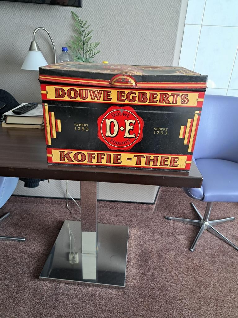 Te koop: 3 D.E.douwe egberts KOFFIE-THEE BLIKKEN, Verzamelen, Blikken, Ophalen of Verzenden, Gebruikt, Koffie, Douwe Egberts