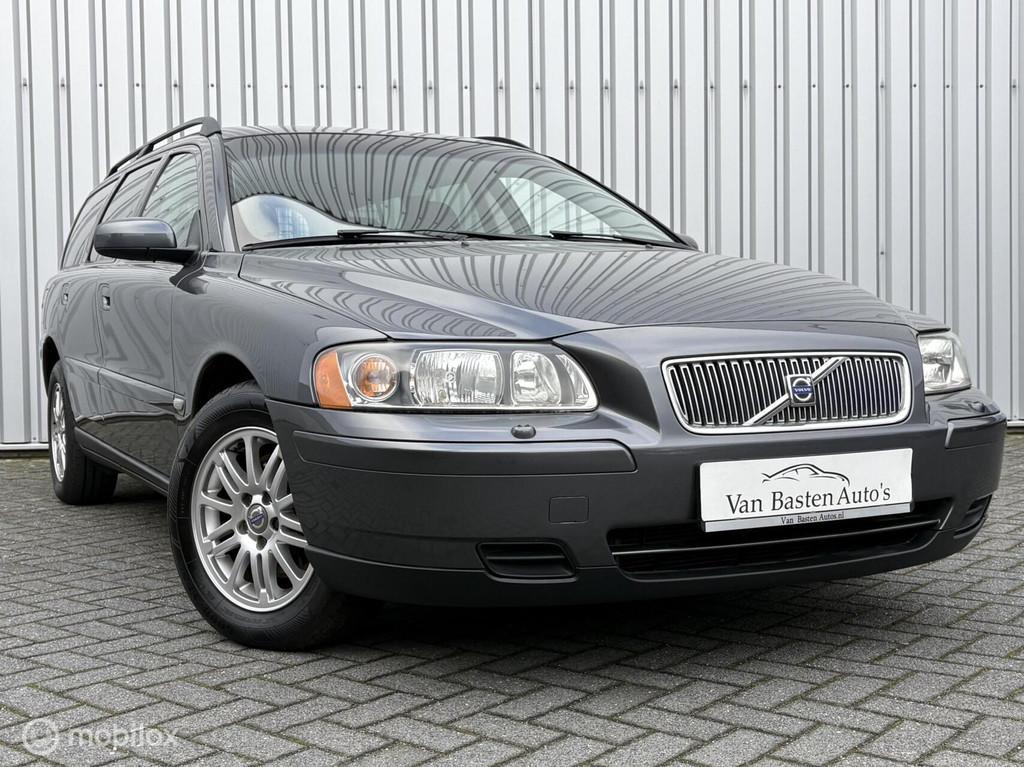 Volvo V70 2.4 Momentum | 1e eig | Trekhaak | Youngtimer | 20, Auto's, Voorwielaandrijving, Stoelverwarming, Leder en Stof, Grijs