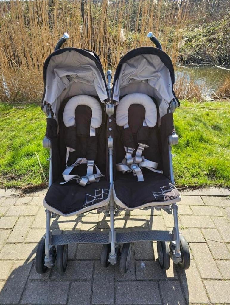 Maclaren tweeling buggy, Kinderen en Baby's, Tweelingen en Meerlingen, Ophalen, Gebruikt, Kinderwagen of Buggy