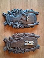 2 reebok, trofee plankjes., Ophalen of Verzenden, Gebruikt, Beeldje of Figuurtje