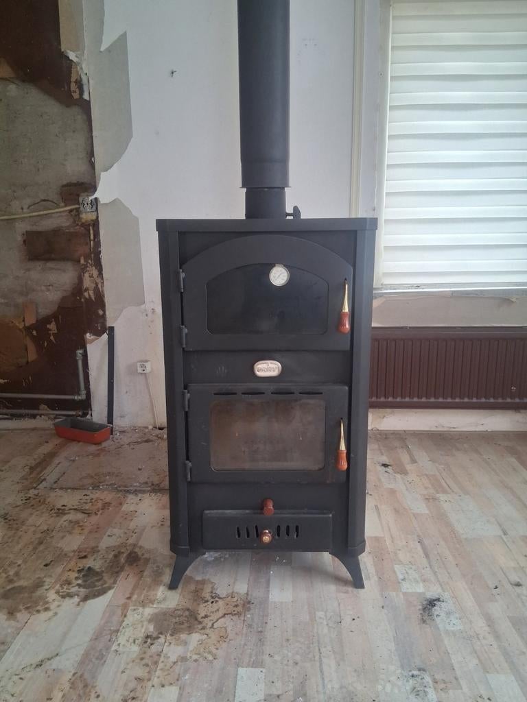 prity fg w15 houtkachel met oven en cv aansluiting, Ophalen, Gebruikt, Hout, Houtkachel