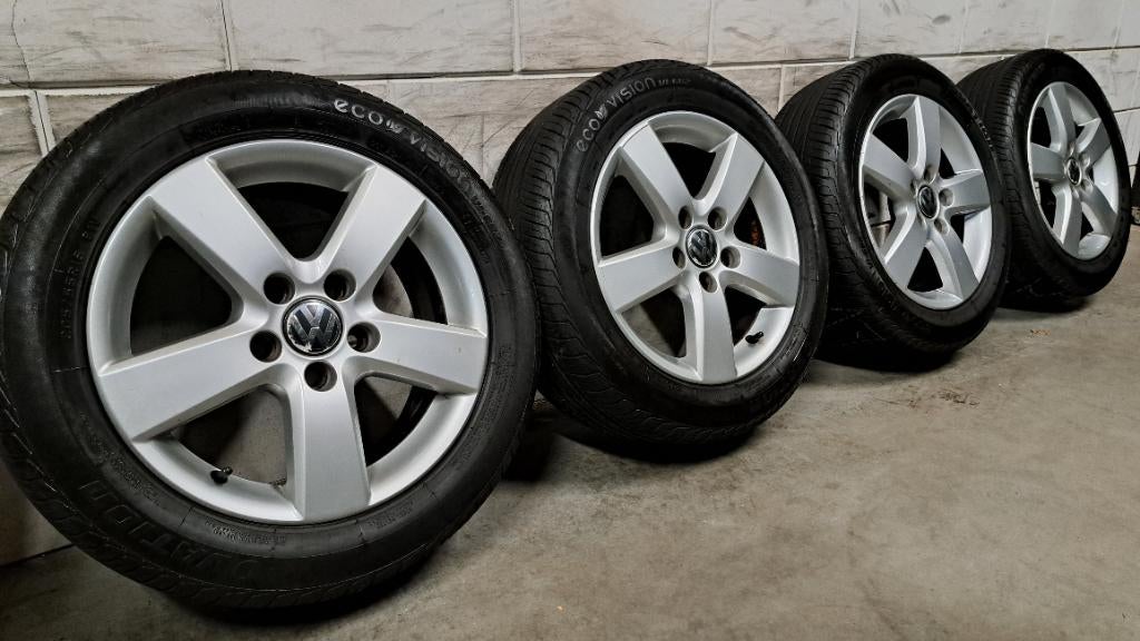Velgen Golf Plus Caddy Jetta Leon A3 Exeo Octavia 205/55/16, Gebruikt, 16 inch, Banden en Velgen, Personenwagen