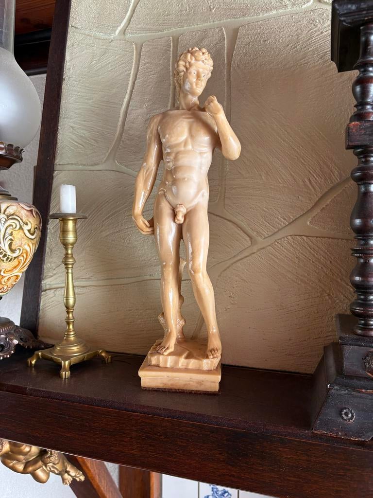 Set van 2 klassieke beelden: David en Vrouw, Ophalen, Gips, Handgemaakt, 20 - 50 cm