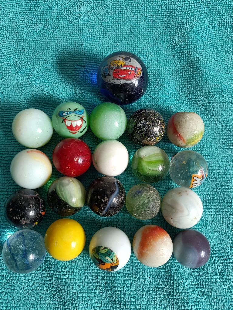 20 knikkers, Kinderen en Baby's, Speelgoed | Buiten | Los speelgoed, Ophalen of Verzenden, Gebruikt