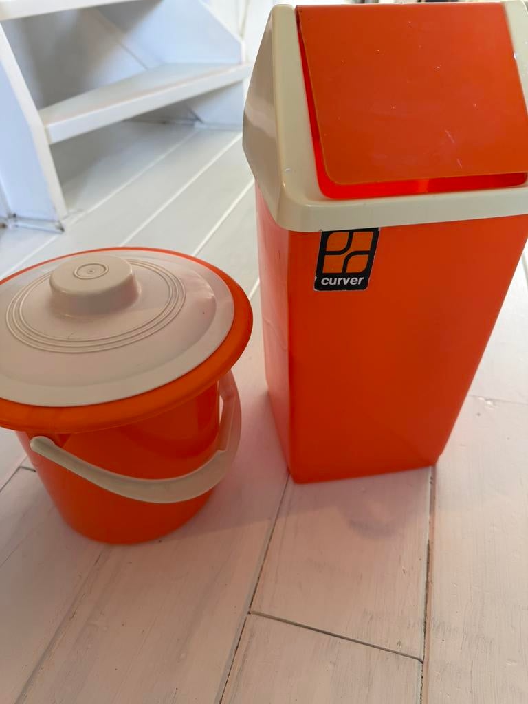 Retro Curver prullebakje en emmer, Ophalen, Gebruikt, Oranje