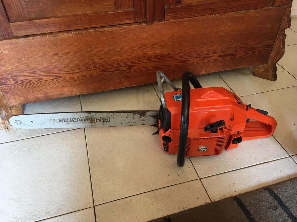 Husqvarna 266 XP, Tuin en Terras, Hand-tuingereedschap, Ophalen of Verzenden, Gebruikt