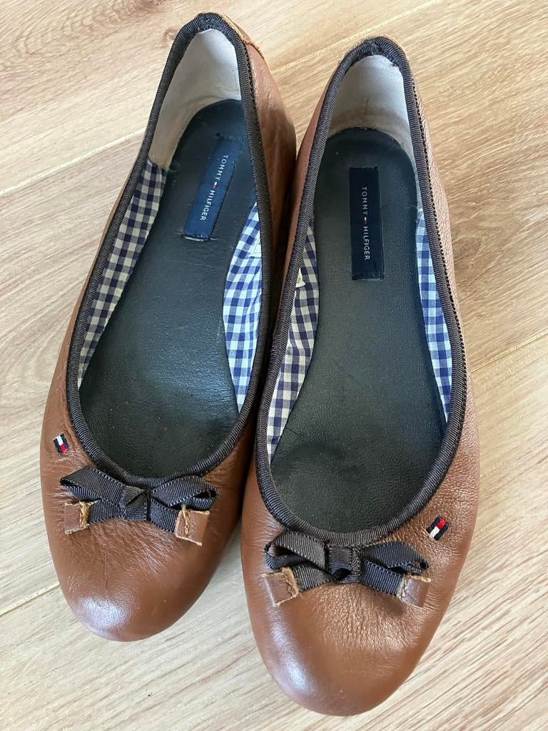 Tommy Hilfiger Ballerina's maat 38 cognac leer nieuwstaat, Ophalen of Verzenden, Zo goed als nieuw, Bruin, Ballerina's