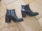 Superleuke zwarte enkellaarsjes met hak mt 39, Zwart, Lage of Enkellaarzen, Ophalen of Verzenden, Zo goed als nieuw