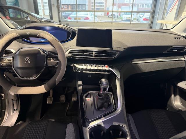 Peugeot 3008 1.2 PureTech Active NW Riem|Cruise|PDC|Trekhaak, Voorwielaandrijving, Gebruikt, 1225 kg, 1199 cc