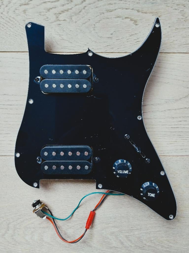 Loaded Stratocaster slagplaat / Stratocaster pickguard, Ophalen of Verzenden, Nieuw, Elektrische gitaar