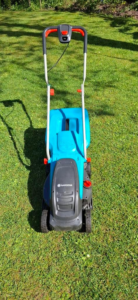 Gardena  powermax grasmaaier  , 1200 watt! 32cm maaibreedte, Tuin en Terras, Grasmaaiers, Ophalen of Verzenden, Gebruikt