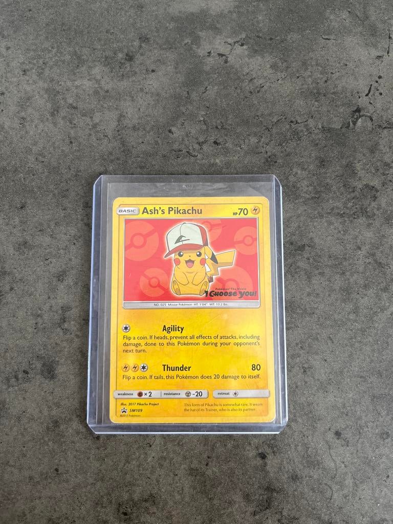 Ash's Pikachu SM109 Black Star Promo (I Choose You! Movie), Hobby en Vrije tijd, Verzamelkaartspellen | Pokémon, Ophalen of Verzenden