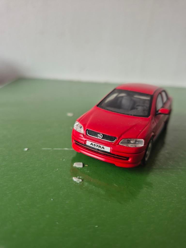 Schuco opel astra g 2 hatchback 1;43, Hobby en Vrije tijd, Modelauto's | 1:43, Ophalen of Verzenden, Zo goed als nieuw, Auto, Schuco