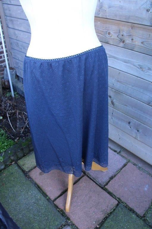 Rok donkerblauw Studio Anneloes mt XL Vaste prijs, Kleding | Dames, Rokken, Studio Anneloes, Maat 46/48 (XL) of groter, Zo goed als nieuw