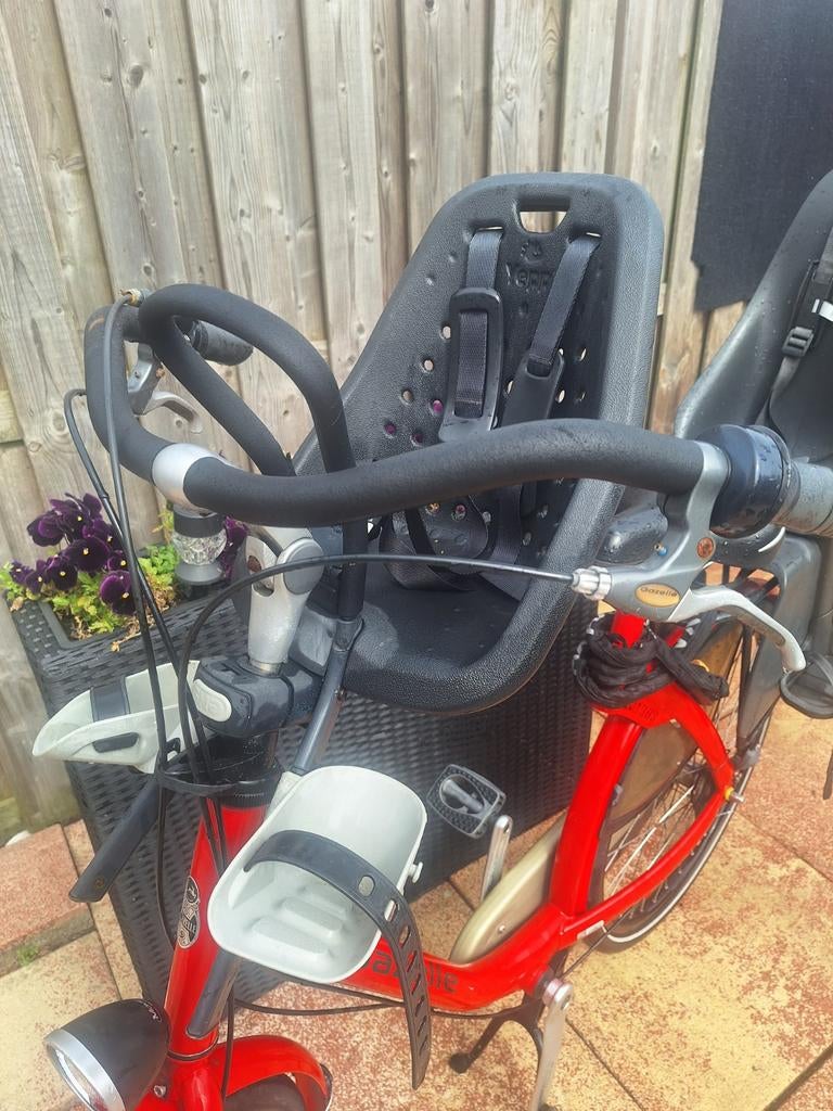 Gazelle mamafiets met twee kinderzitjes, Ophalen