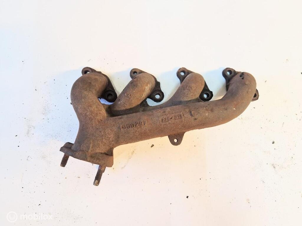 Uitlaatspruitstuk Volvo 240 242 244 245 740 940, Gebruikt, Ophalen of Verzenden, Volvo, Volvo