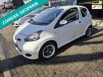 Toyota Aygo 1.0-12V Cool | 2E EIGENAAR | 12MND GARANTIE | AI, Voorwielaandrijving, Euro 5, Stof, Gebruikt