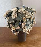 Mooi bloemstuk van klei, Ophalen, Zo goed als nieuw, Binnen