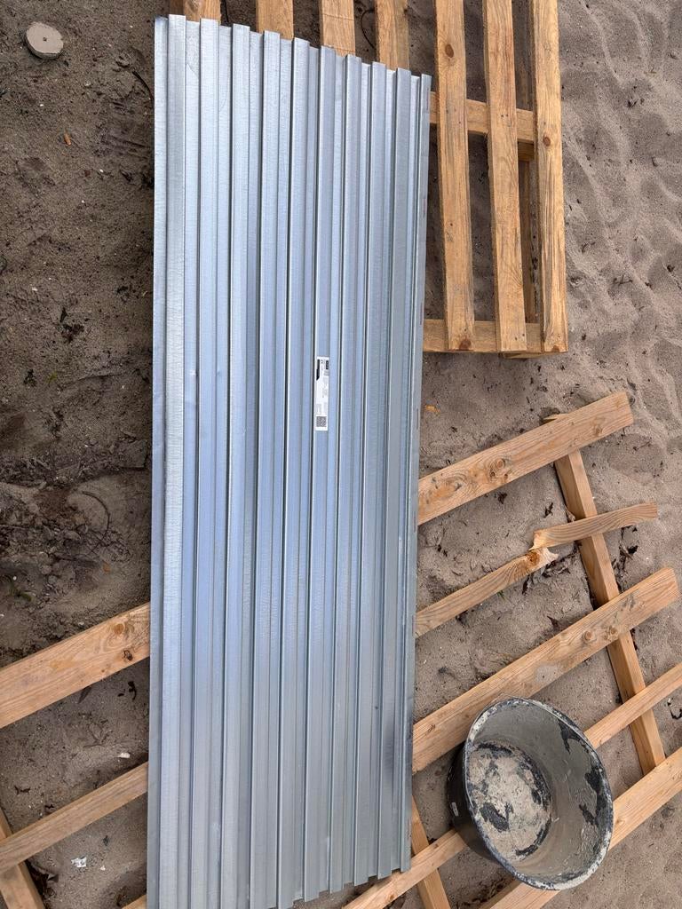 Stalen platen 63x0,5 cm, 1x 1.90m en 3x 2.20m, Doe-het-zelf en Verbouw, Platen en Panelen, Ophalen of Verzenden, Gebruikt, Overige materialen