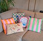 Gekleurde kussens xenos, Huis en Inrichting, Ophalen, Zo goed als nieuw, Roze, Vierkant