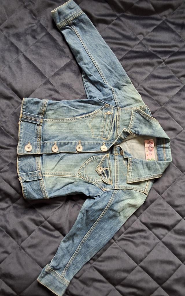 Stoer Vingino jeansjack maat 6, Kinderen en Baby's, Kinderkleding | Maat 116, Gebruikt, Jongen of Meisje, Ophalen of Verzenden