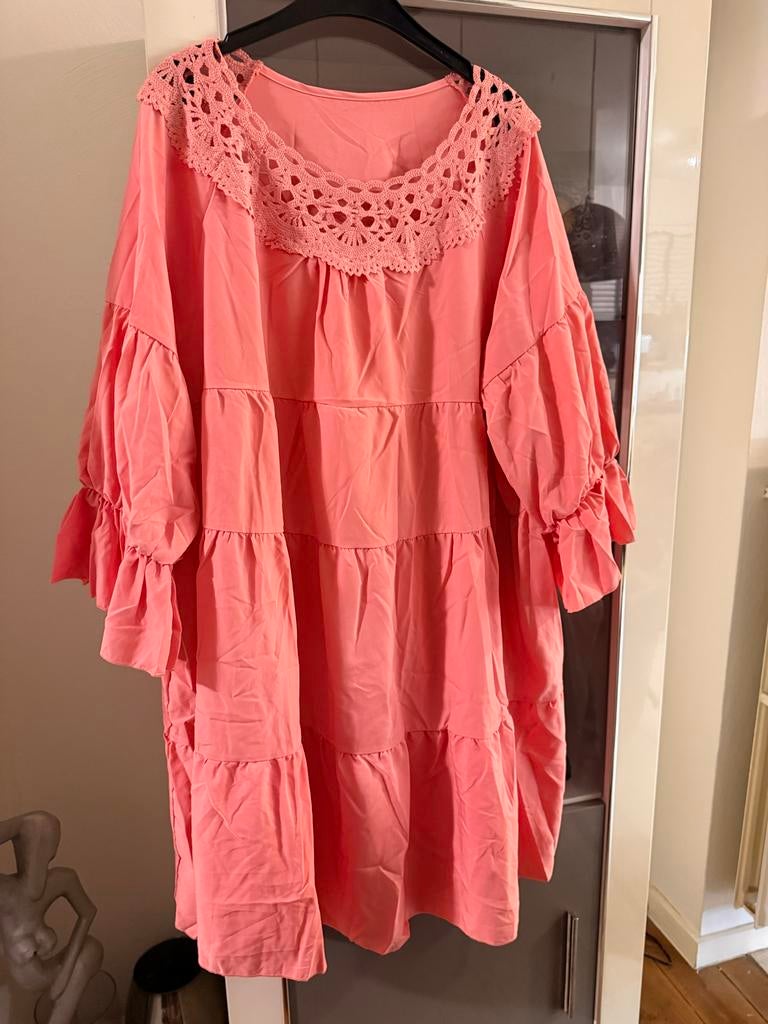 Nieuwe Chic Me Jurk Alijn Maat 50 roze, Kleding | Dames, Grote Maten, Ophalen of Verzenden, Nieuw, Roze, Jurk