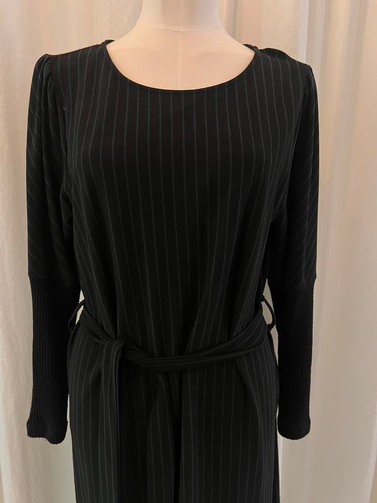 Jurk La Fee Maraboutee, Maat 38/40 (M), Zwart, Ophalen of Verzenden, Knielengte