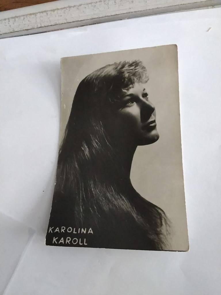 KAROLINA KARDOLL, Ophalen of Verzenden, Foto of Kaart