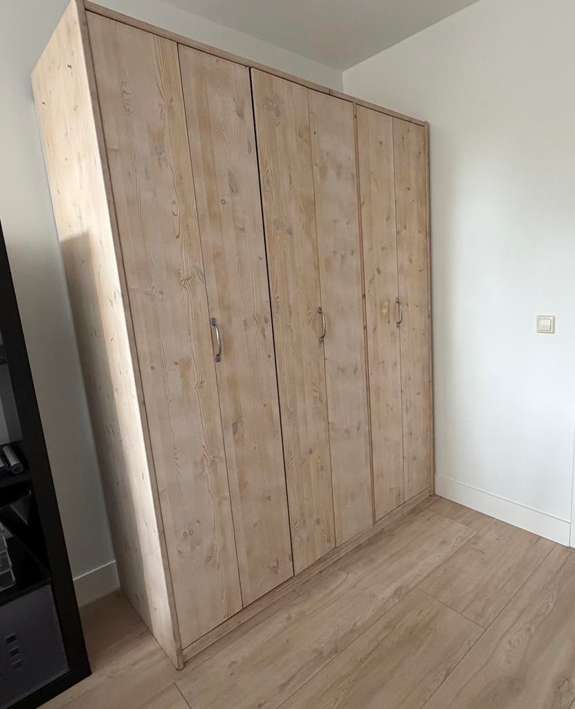 Lifetime kast, 3 deuren, white wash, Ophalen, Gebruikt, 100 tot 150 cm, 200 cm of meer