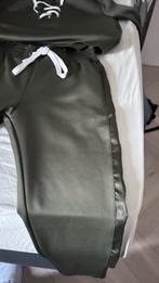 Bershka trainingspak, maat S, zo goed als nieuw, Ophalen of Verzenden, Zo goed als nieuw, Maat 36 (S), Groen