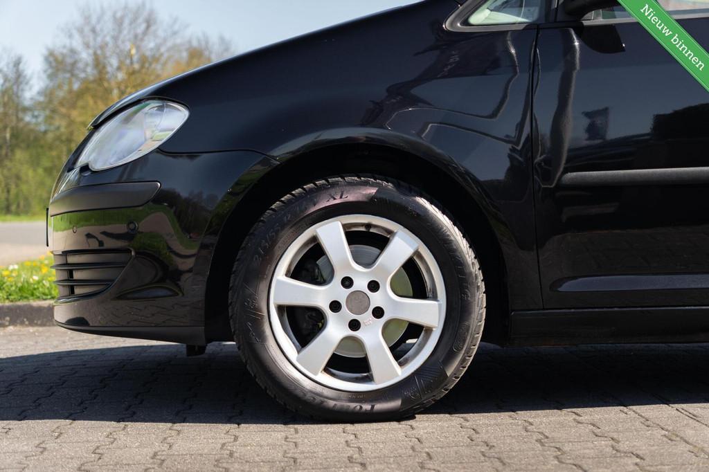 Volkswagen Touran 1.4 TSI Comfortline|2e Eig|Org NL NAP|Auto, Gebruikt, Zwart, 4 cilinders, Traction-control