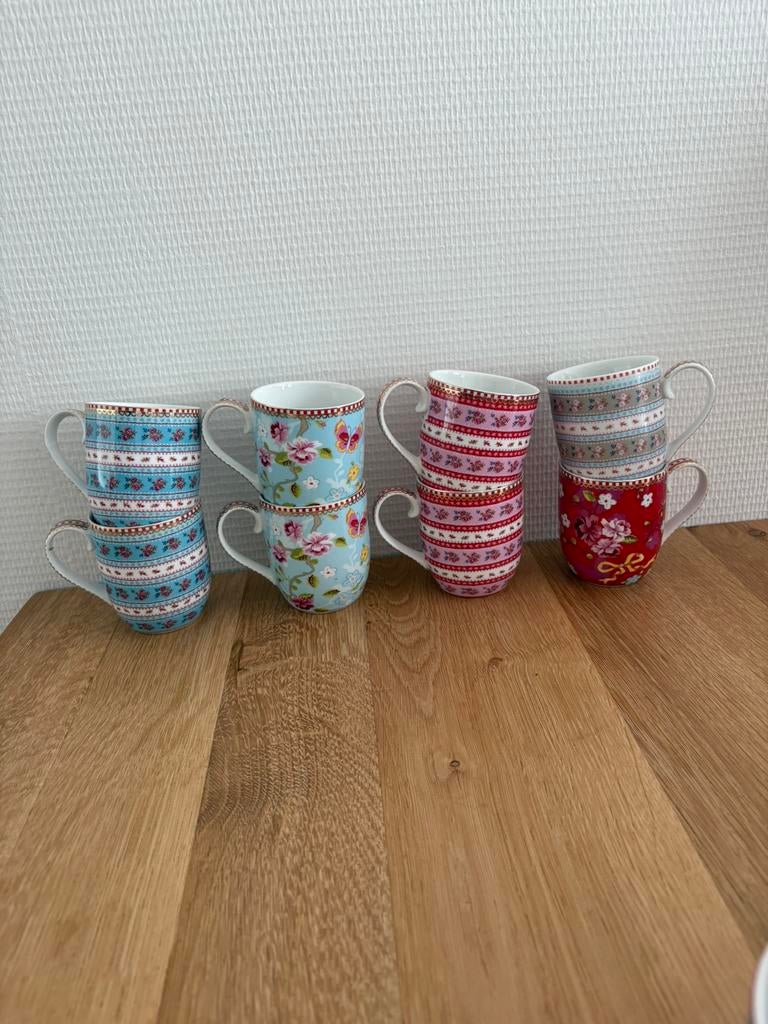 Pip studio kopjes, Ophalen of Verzenden, Zo goed als nieuw, Kop(pen) en/of Schotel(s)