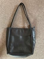 Shabbies schoudertas - Tijdloos zwart leder, Overige merken, Zwart, Ophalen of Verzenden, Zo goed als nieuw