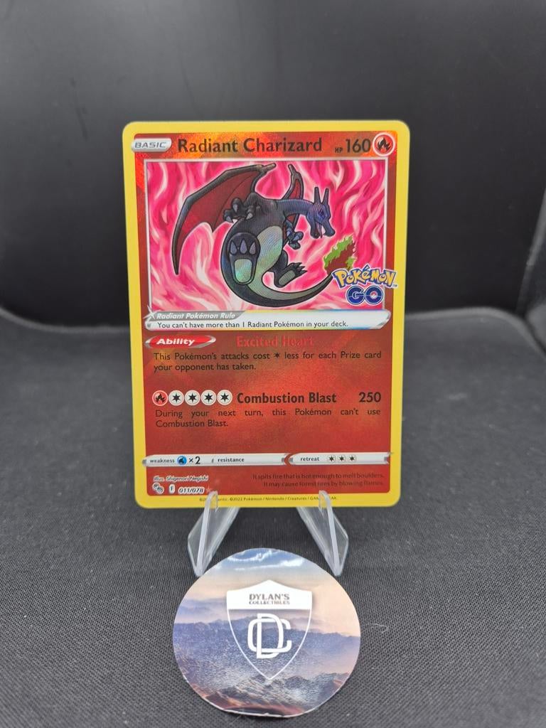 Radiant Charizard - Pokemon GO! - 011/078, Ophalen of Verzenden, Zo goed als nieuw