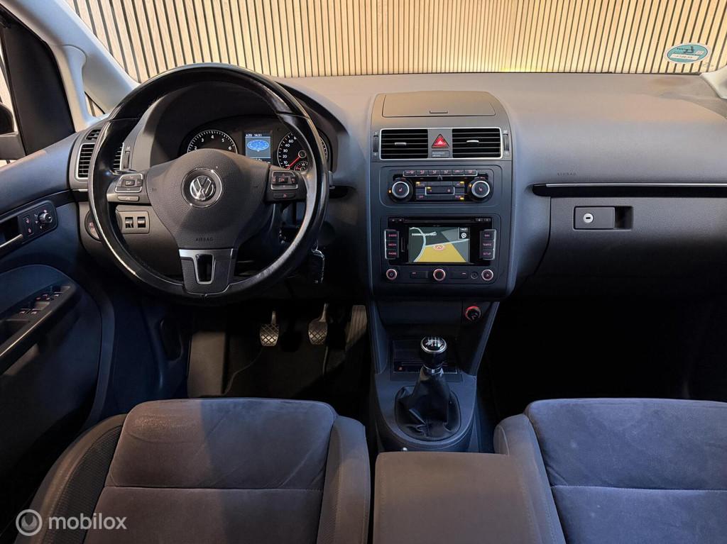 Volkswagen Touran 1.4 TSI Highline 7p. 140pk XENON NAVI STVW, Auto's, Voorwielaandrijving, Euro 5, 15 km/l, Gebruikt