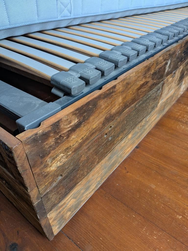 Steigerhouten tweepersoonsbed 180x200 met nachtkastjes, Ophalen, Steigerhout, Tweepersoons, Zo goed als nieuw