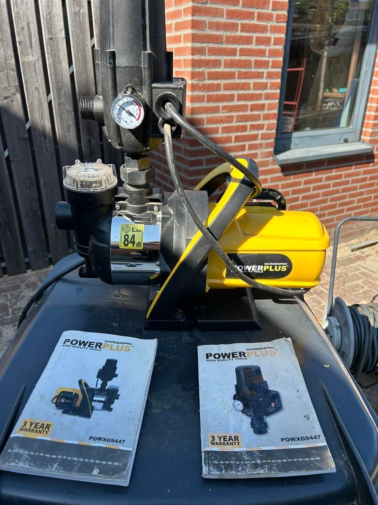 Powerplus POWXG9447 grondwaterpomp/hydrofoorpomp, Tuin en Terras, Waterpompen, Ophalen, Gebruikt, Elektrisch, Hydrofoorpomp