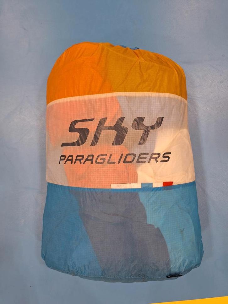 Sky Aya (EN-A) 75-95kg, 2019, Gekeurd tot nov 2026, Sport en Fitness, Zweefvliegen en Paragliding, Zo goed als nieuw, Scherm, Ophalen of Verzenden