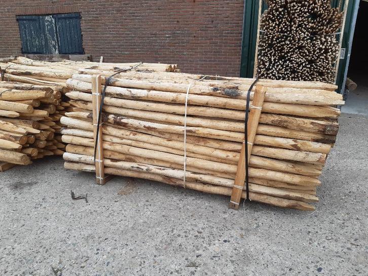 Kastanjehouten palen, heiningpalen, 300cm lang , 10/12cm dik, Tuin en Terras, Palen, Balken en Planken, Nieuw, Palen, 250 cm of meer