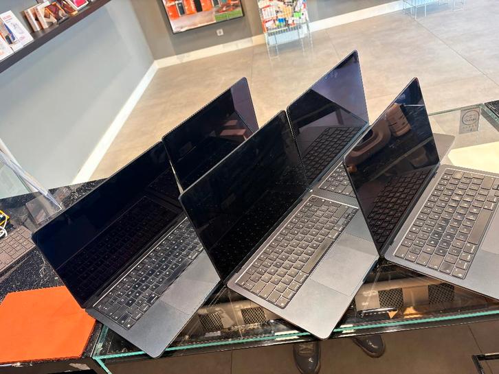 Apple MacBook Air 2022 | 13.6" | M2 256GB 2 Jaar Garantie, Computers en Software, Apple Macbooks, Zo goed als nieuw, MacBook Air