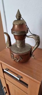 Tibetaanse koperen  koffiepot versierd met draken, Antiek en Kunst, Antiek | Koper en Brons, Ophalen of Verzenden, Koper