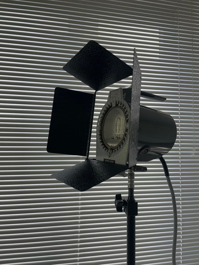 Hedler foto studio spot Manfrotto statief paraplu kleppenset, Ophalen, Zo goed als nieuw