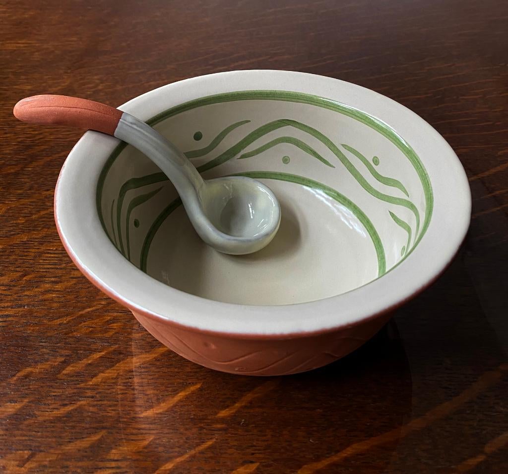 Кeramische kom met een keramische lepel, Keramiek, Ophalen of Verzenden, Zo goed als nieuw, Kom(men)